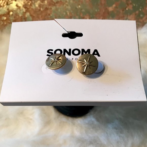 SONOMA GOLD SNOWFLAKE DESIGN EARRINGS NWT - Picture 2 of 7